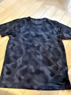 PUMA ブラックカモフラージュ Tシャツ L、最終です！