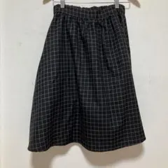 黒のフレアスカートのサムネイル
