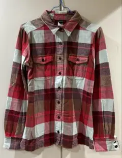 patagonia レッド チェック ネルシャツ　レディース