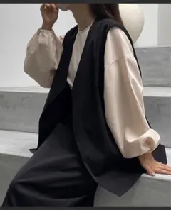 Louere ギャザーボリュームスリーブブラウス　Mサイズ