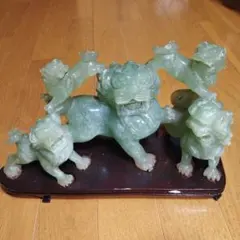 獅子置物 翡翠 シーサー 獅子 石 翡翠風 置物 インテリア - メルカリ