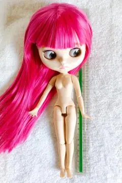 Item thumbnail for item 502209e1-d021-4163-af2e-dfb6d6953a22