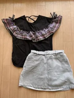 しまむら　チェック柄フリルTシャツ＆スカートセット　140のサムネイル