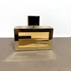 Y〇㉜ほぼ未使用　Fendi ファンディフェンディ オーデパルファム 50mlのサムネイル
