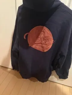 Keboz ネイビー エンボスロゴ パーカー