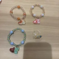 カラフルビーズハートチャームブレスレット4個1セット