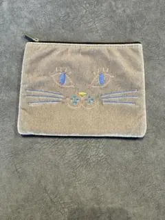 Item thumbnail for item 76d4f44d-3bed-4ead-891f-04e366b6dd98