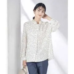 【a.v.v(アー・ヴェ・ヴェ)】フリルネックボウタイブラウス