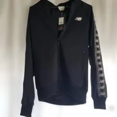 New Balance パーカー ブラック M