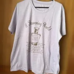 新品、未使用品　タグ無し　香水瓶プリント 半袖Tシャツ3L薄紫