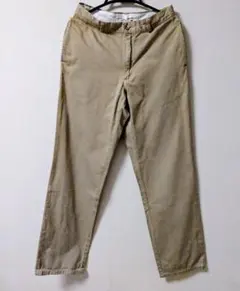 LEVI’S チノパンツ