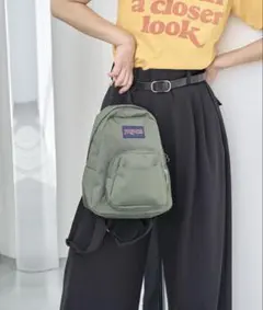 jansports ジャンスポーツ　ハーフ　パイント　リュック　ミニリュックのサムネイル
