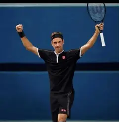 ユニクロ　フェデラー　2019年　全米モデル　Ｌサイズ　テニス　ウェアーのサムネイル