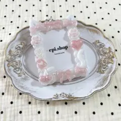 291♡ ホイップデコ トレカキーホルダー トレカケースデコ 猫耳 濃いピンク