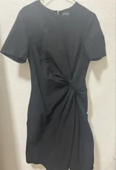 COS コス　黒半袖ワンピースのサムネイル