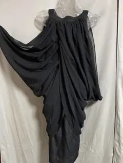 シフォン黒ドレープパーティードレス