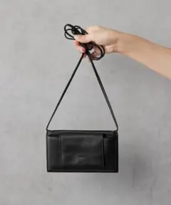 ear PAPILLONNER モバイルウォレット横型ショルダーバッグ ブラック