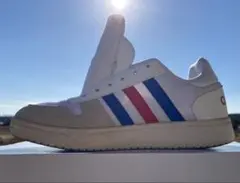 adidas スニーカー ホワイト/ブルー/レッド