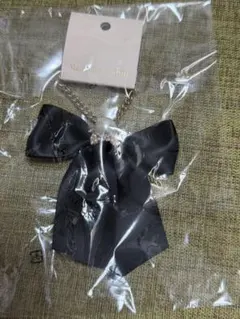 Maison de FLEUR 6th アニバーサリー　黒リボンチャーム