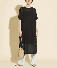 シフォンドルマンスリーブワンピース