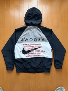 Nike ナイロンジャケット Lサイズ