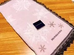 BURBERRY 雪の結晶柄 タオルハンカチ