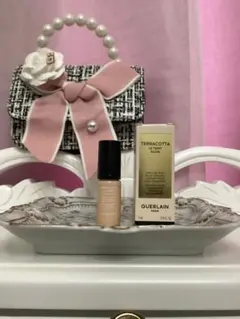 ゲラン　Terracotta Le Teint Glow 0.5N サンプルのサムネイル