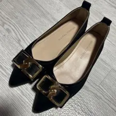 小さいサイズ ローヒールパンプス ゴールドバックル