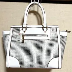 Ｑ♡ 格子柄ハンドバッグ A4サイズ 白