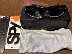 値下げしました。新品未使用スパイサングラス廃盤レアモデルのサムネイル