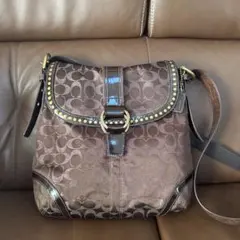 美品！COACH ショルダーバッグ シグネチャーラメ　ブラウン