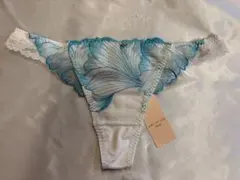 AMOSTYLE Tバック ショーツ ホワイト Mサイズのサムネイル