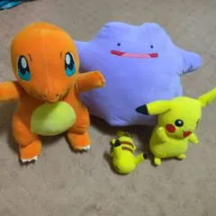 ポケモン ぬいぐるみセット ヒトカゲ メタモン ピカチュウ 　ミニピカチュウ