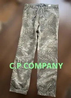 C.P COMPANYメンズジョガーパンツ　46のサムネイル