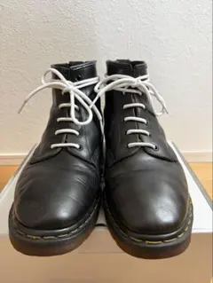 Dr.Martens EMMELINE 5ホールブーツ 27.0 《未使用級》 - メルカリ