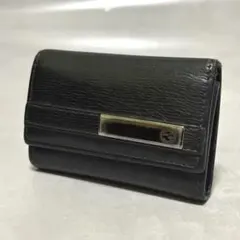 GUCCI グッチ　キーケース　6連　ロゴ入りプレート　ブラック