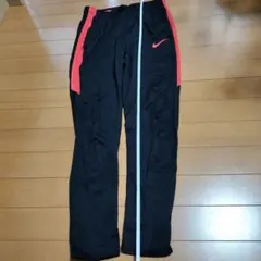 Nike ロングパンツ 黒・赤
