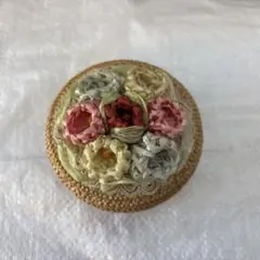 レトロ　アンティーク　花刺繍収納ボックス