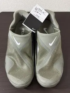 Nike ゴーフライイーズ　スニーカー　新品　26cm