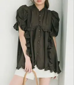 cocodeal シアーフリルブラウス
