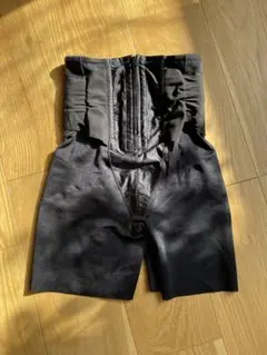 ワコール　シェイプマミーガードル　64