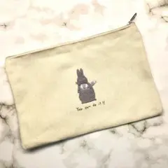 天使の羽うさぎ　刺繍ポーチ