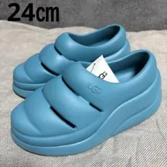 新品　UGG アグ　サボ・厚底クロッグサンダル「24㎝」のサムネイル