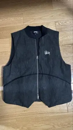 Stussy ブラック ベストのサムネイル