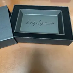 Yohji Yamamoto ロゴ入り トレイ 小物入れ - メルカリ