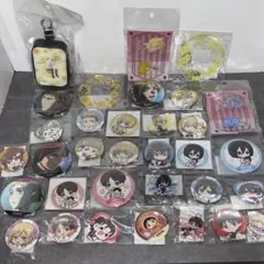 進撃の巨人　グッズ　まとめ売り　アクリルキーホルダー　缶バッジ