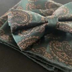 蝶ネクタイ チーフ　グリーン　ペイズリー　結婚式　披露宴　新郎　卒業　パーティ