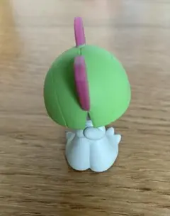ポケモン 肩ズン ラルトス