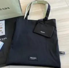 プラダPRADA リバーシブル トートバッグ ノベルティ限定商品　海外免税店