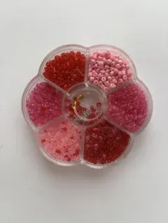 赤ピンクビーズセット 花型ケース付き